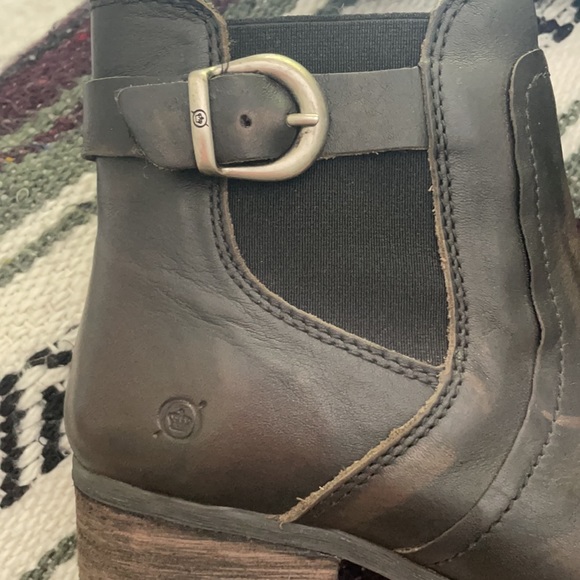 Born Dark Leather Ankle Boots - Picture 4 of 4